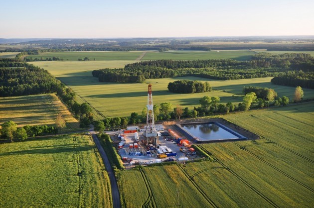 Кому вигідно виробляти видобуток сланцевого газу? Кому вигідно виробляти видобуток сланцевого газу?