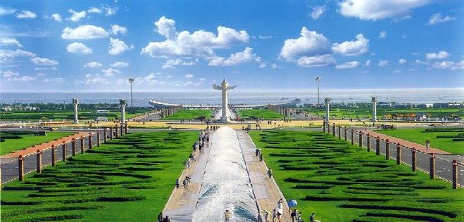 Яка найбільша площа в світі?