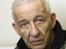 старий