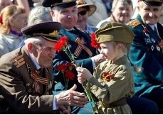 Які дні будуть неробочими в травні 2015 г.?