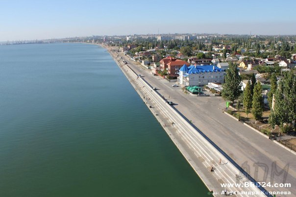 Куди можна поїхати відпочити на пару днів в Україні?