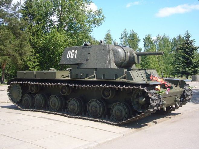 World of tanks який танк качати першим?