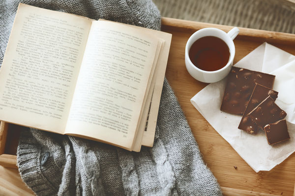 Яку книгу ви прочитали кілька разів? Чому? Яку книгу ви прочитали кілька разів? Чому?