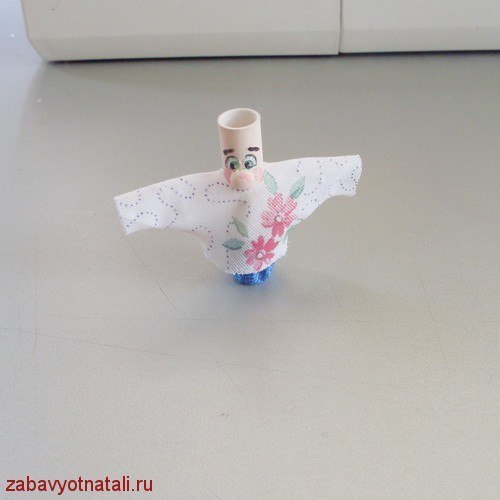 Як зробити будинкового своїми руками?