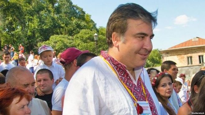 Де дивитися фото вишиванки Саакашвілі? Скільки коштує, де купити?