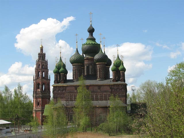 Які пам'ятки відвідати в Ярославлі?